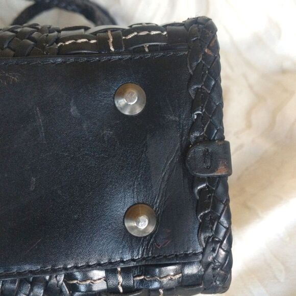 Vintage 90s Black Woven Leather Handbag - Picture 15 of 17